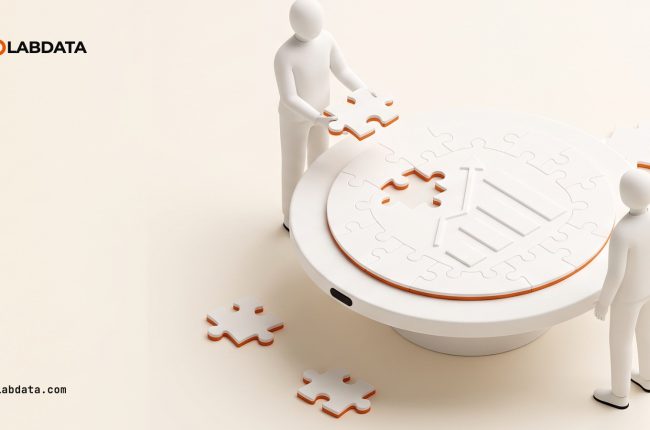 Qué es business intelligence: dos personas completan un puzle que forma un gráfico